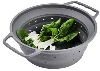Lakeland Collapsible Colander Collapeses to 3cm Deep Steel Frame Handles on Both Sides 31.5 x 25.5 x 10.5cm Perfect for Small Spaces Caravans or Motorhomes