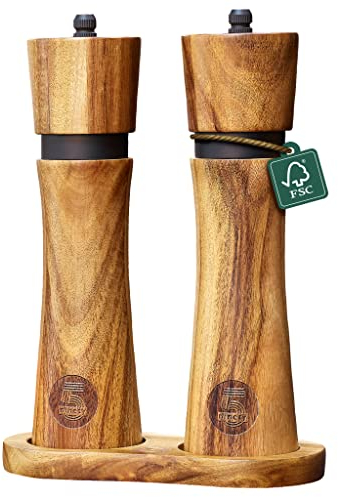 ninetyfive® edles Pfeffermühlen Set aus Holz | Salz und Pfeffermühle + Untersetzer und Einfülllöffel aus Akazienholz | Gewürzmühlen mit Keramikmahlwerk (21cm) | hochwertige Geschenk- Verpackung