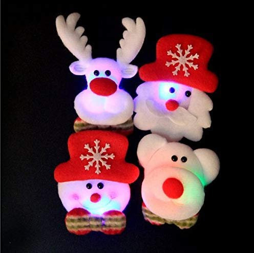 Gwill 8 pcs Neuf Christmas Jouets Lumineux Flash Badge Broche Mariage Bonhomme de Neige de Vacances, Bois de cerf, Ours, Vieil Homme Décorations 8,9 x 7,1 cm
