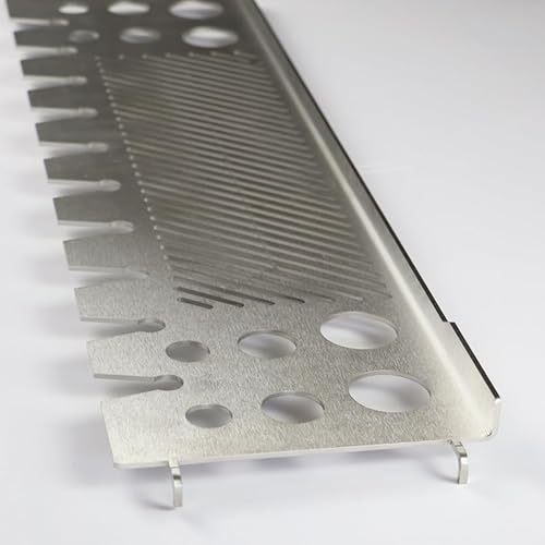 Kette´s Grillzubehör Unser Warmhalterost aus 3mm Edelstahl für den Gasgrill von Burnhard Big Fred ist als Multi-Version mit Drumstick Halter zum Garen von Hühnerkeulen konzipiert.