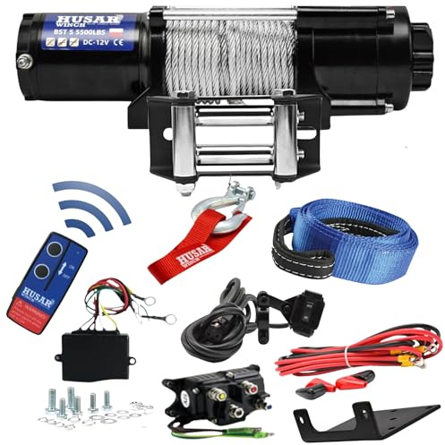 Husar Winch Elektrische Seilwinde 12V, 5500 lbs | 2495 kg, Stahlseil 14,5 m, 3-stufiges Planetengetriebe, Funkfernbedienung,Automatische Bremse, Montagesatz – ideal für ATV/UTV + KOSTENLOSER BERGEGURT