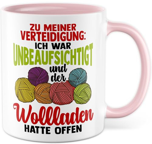 Stricken Tasse mit Spruch - Zu meiner Verteidigung: Ich war unbeaufsichtigt und der Wollladen hatte offen - Kaffeetasse aus Keramik 330ml - Häkeln Hobby Strickliebhaber Kaffee-Becher