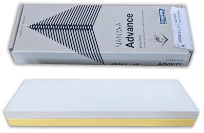 Sanelli Ambrogio, Naniwa Combination Stone, Pietra Affilacoltelli Combinata 2-in-1, Grana Media #2000 e per la Finitura #5000, Ideale per Coltelli Normali e per Rifinire, Splash&Go, Made in Japan
