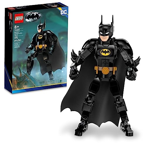 LEGO DC Batman Baufigur 76259 baubare DC Actionfigur, voll zusammengefügtes DC Spielzeug zum Spielen und Ausstellen mit Umhang und authentischen Details aus dem Batman Returns Film, Batman Spielzeug