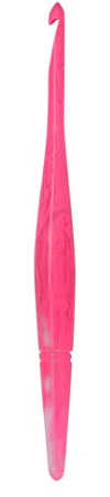 Ommi Stromlinienförmige Häkelnadel mit ergonomisch geformten Griff | Handgefertigte Häkelnadel, 17,8 cm Länge, Stricknadel, Kunsthandwerk | Tolles Geschenk! (Pink Swirl, 6 mm)