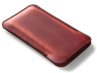 Crazy Horse Craft Handyhülle für iPhone Air, Hülle aus Leder | Zwei Größen: nacktes Handy oder eines in dünnem Cover; Handytasche aus pflanzlich gegerbtem Rindsleder mit warmer Patina