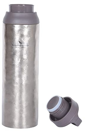 iBasingo 800ml Titan Trinkflaschen Sportflasche Vakuum Isoliert Thermosflasche mit Hakendeckel Trinkbehälter mit Filter Outdoor Camping Radfahren Hält Heißes oder Kaltes Wasserflasche Ti3016D