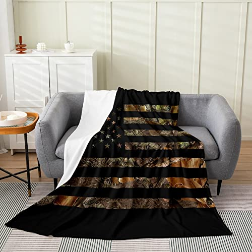 American Flag Camo Blanket Rustic Tree Leaves Camouflage Throw Blanket 40x50,Military Hunting Fleece Blanket for Boys Teens Kids Man Bedroom Nature Conifer Oak Branches Bedding Bed Blanket