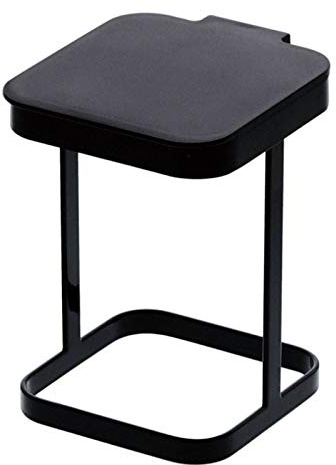 LAKYMIE Soporte para bolsas de basura de escritorio, pequeño estante para bolsas de basura para encimera, contenedor de metal para camping, con tapa, color negro