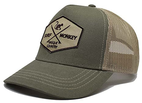 DRESSED IN MUSIC PLAY WITH ME Cappello Tipo Trucker – Visiera ricurva – Design 5 Pannelli – Toppa Cucita Parte Frontale – Chiusura Regolabile Snapback - Verde/Beige Taglia Unica