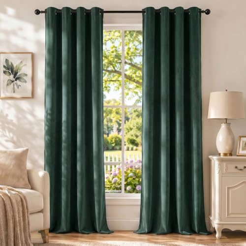 Ystyle Verdunklungsvorhänge mit Ösen Samt 2er Set, 140×240 cm, Grün | Thermovorhang Hitzeschutz für Wohnzimmer, 100% Blickdichte Vorhänge Schlafzimmer, Weich Modern Gardinen Blickdicht