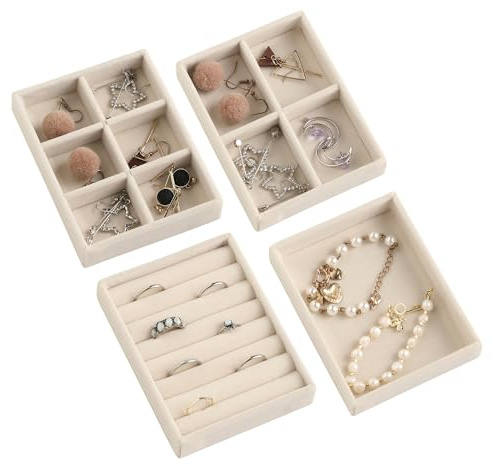 Frebeauty Kleines Schmucktablett, stapelbares Samt-Schmuck-Organizer-Tablett, Mini-Schmuck-Schubladen-Organizer, Schubladeneinsätze, 12 x 9,5 x 2,3 cm, Ohrring-Organizer für Damen (Set 4, Beige)