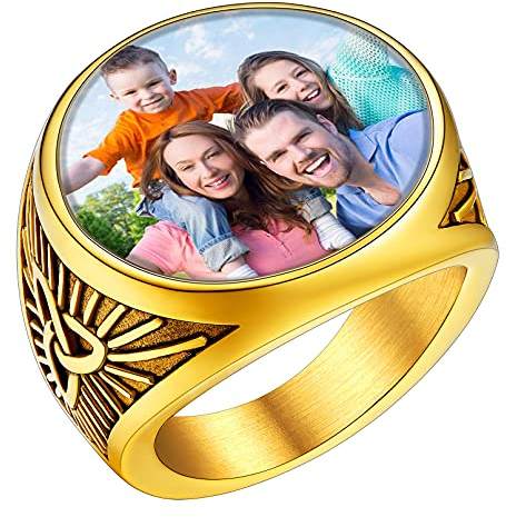 FaithHeart Personalisierter Siegelring mit Keltischer Knot Symbol goldener Bandring mit Keltischer Knot Symbol Damen Herren Bild Fingerring mit Gravur für Weihnachten Vatertag