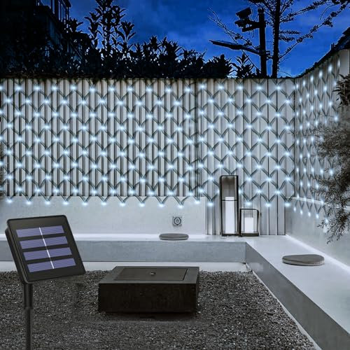 CCILAND Red de luces solares para jardín al aire libre, 3 m x 2 m, 200 luces LED, cable verde, encendido/apagado automático, 8 modos, cadena de luces de red para patio, valla, cenador, aniversario,