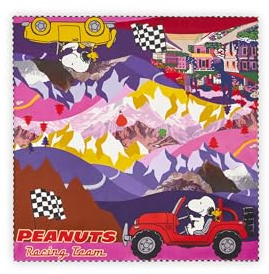 CODELLO Peanuts Seiden-Nickituch, Racing-Team-Motiv, Pink, Buntes Design mit Rennwagen