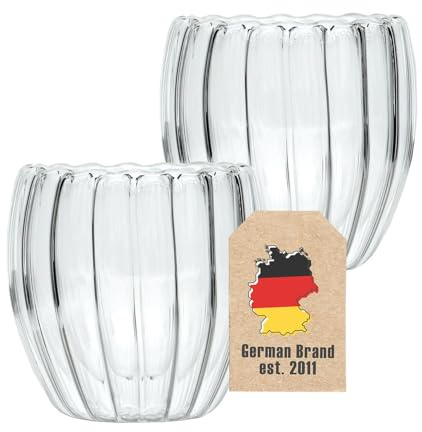 Intirilife 2x Doppelwandige Thermo Gläser -Striped Style- 190 ml Füllmenge - Tassen Set 2 teilig- Schwebeeffekt, Mundgeblasen isoliert für Cappuccino Latte hitzebeständiges Tee Kaffee Glas ohne Henkel
