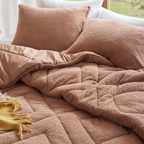 Comfort Spaces King Comforter Set Reversible Feather-Soft Plush Comforters for King Size Bed All Season Lightweight Shearling Fleece Sherpa Comforter King Size Bed Set, King/Cal King, Brown 3 Piece