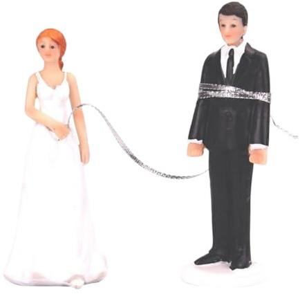 Healifty Funny Bride and Groom Cake Topper Figurine 5X5X5.3 Inch Wedding Cake Decoration Creative Couple Doll for Celebration