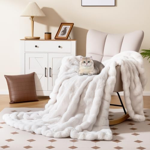 COSTWAY Coperta in Pelliccia Ecologica di Lusso, Plaid Soffice in Pelliccia di Coniglio con Effetto Bolle per Letto, Poltrona e Divano, Morbido Spesso Caldo, 153/178 x 203 cm (L)