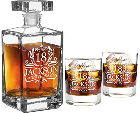 AIGAT Carafe Whisky Monogrammé Personnalisé avec un texte gravé au laser, articles de bar élégants, cadeau unique pour la maison, taille 700ml