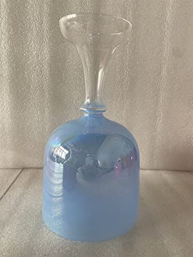 Calice chantant en cristal bleu laiteux 432 Hz pour une guérison sonore