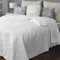 HOMELEVEL Colcha para cama y funda de sofá, 220 x 240 cm, manta de día ara sofá o cama, XXL, estampado blanco