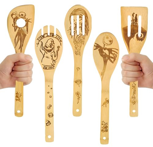 SoeUyd 5 Stück Holzlöffel Set Personalisiert, Nightmares Befores Christma Holzlöffel, Kochgeschirr aus Bambus, Küche Dekor, Weihnachten Geschenke, Einweihungsgeschenk Wohnung