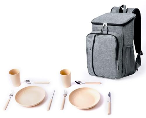 Picknickrucksack aus RPET in grau für 2 Personen mit Tellern Besteck Bechern Kühlfach und gepolsterte Gurte und Rücken mit Netztaschen für Flaschen Recycling PET umweltfreundlich