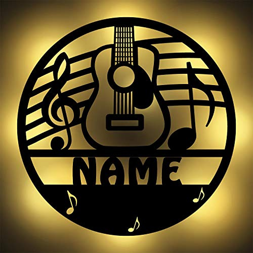 Namofactur personalisierte Wandlampe Gitarre aus Holz für Musiker | Mit Wunschname – batteriebetrieben und als Namens- oder Türschild für Tonstudio, Musikzimmer oder Wohnraum nutzbar