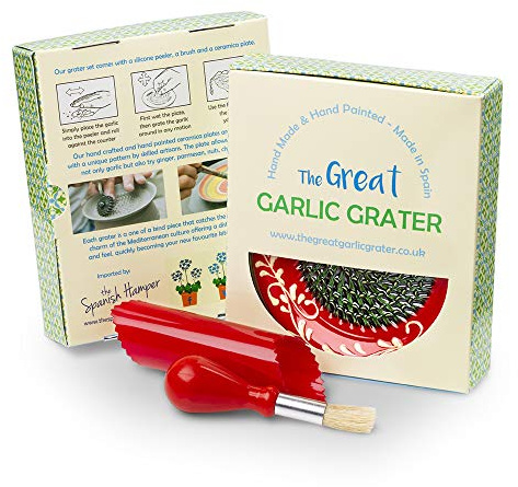 Garlic Grater Plate Set with Brush and Peeler. (#Ref 7). Red Plate with Green Circle and Rim. Fern Pattern. Handmade and Hand Painted in Cordoba, Spain.