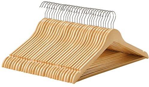 SONGMICS Kleiderbügel Holz, 30er Set, Bügel aus Massivholz, Einkerbungen im Schulterbereich, Rutschfester Hosensteg, um 360° drehbarer Haken, für Anzüge, Hemden, naturfarben-silbern CRW031NL