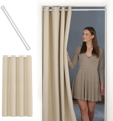 tinycurtains, Thermo Türvorhang mit Teleskopstange, einfache Montage in nur 1 Minute ohne Bohren(Türgardine beige H200 x B150 cm + Stange weiß B55-90 cm)