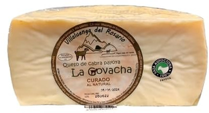 Queso de Cabra Payoya Curado al Natural: Carácter robusto y aromas sierraños se entrelazan en esta experiencia gourmet. La esencia de La Covacha en cada pedazo. (1/2 QUESO DE 1KG APROX)