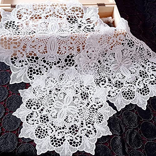4 Stück weiß Spitze Stickerei Tisch Tischset,Spitze Untersetzer Runden Blumen-Form Matte Tischset Platzsets Tisch Vollhäkel Deckchen Cup Coasters Esszimmer Küche Bankett Hochzeit Deko 30cm,Windspiele