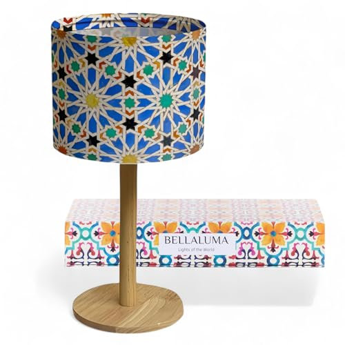 Bellaluma Lámpara de Mesita de Noche con Pantalla Estampada | Lámpara Decorativa de Mesa de Madera para Dormitorio, Salón o Recibidor | Caja de Regalo Premium + Bombilla LED Incluida