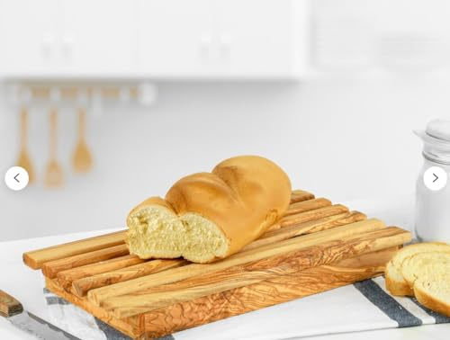 M´Zaytouna Brotschneidebrett mit Krümmelfach, elegantes Schneidebrett aus hochwertigem Olivenholz, 100% Handarbeit, Brot/Baguettebrett mit Krümmelfach, langlebig & stilvoll für Ihre Küche.