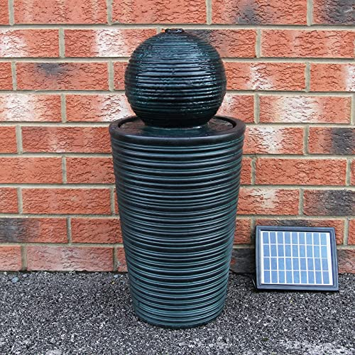 Fuente de Agua con Energía Solar de pie Bola Gris | 27x 27x 58,5 cm | Resina resistente a Intemperie | Estaca p/fijación | Panel Solar y Batería de Respaldo de hasta 6 hs | Cable de alimentación 7m