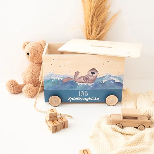 Wunderwunsch® - Personalisierte Spielzeugkiste mit Rollen, Spielzeugaufbewahrung für Geburt Geschenke, Holzbox mit Otter Design