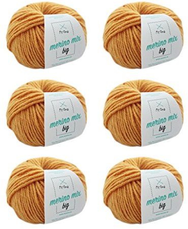 Merinowolle - Merinowolle honig (Fb 3295) - 6 Knäuel gelbe Merinowolle zum Stricken - dicke Wolle + GRATIS MyOma Label - 50g/75m - Nadelstärke 6-7mm - MyOma Wolle - weiche Wolle - Merino Garn