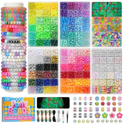 Lynnmos 6 Boxes Pony Perlen für Armbänder, 4400Pcs 110 Colors Armbänder selber machen Jewelry, Perlen zum Auffädeln DIY Bastelset mit Buchstabenperlen, Geschenk für Mädchen und Teenager​