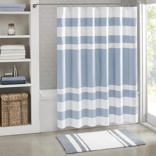 Madison Park Duschvorhang, Waffelgewebe, gestreift, Stoff-Duschvorhänge für Badezimmer, mit 3M-Scotchgard-Feuchtigkeitsmanagement, Premium-Spa-Qualität, moderner Standard, 183 x 183 cm, Blau | Gestreiftes Stoffdesign, 3M Scotchgard-Feuchtigkeitsmanagement, Hotelqualität, modern, für Badezimmer, OEKO-TEX zertifiziert