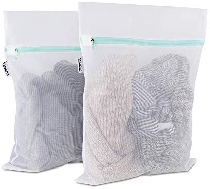 Mamlyn Mesh Laundry Bag for Delicates, Wash Bag for Underwear and Lingerie, Makeup Organizer Bag (2 Medium)