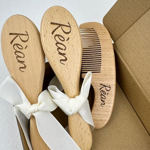 Personalisiertes Babykamm-Set Aus Holz Mit Namen, Individuell Gravierte Babybürste – Ideales Geschenk Zur Geburt, Gastgeschenk Babyparty, Erinnerungsgeschenk For Die Eltern, Bio-Pflegeset