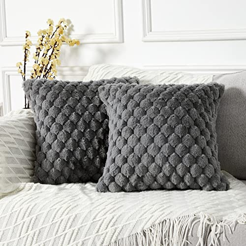 Yaertun 2er Set superweiche Plüsch Kissenbezüge Kunstpelz Kissenhüllen Dekorative Sofakissen Dekokissen Weicher Zierkissenbezug für Sofa Couch Bett Wohnzimmer 40 x 40 cm Grau