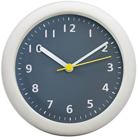 Horloge murale silencieuse et étanche de 15,2 cm avec ventouse, sans tic-tac, anti-brouillard, fonctionne à piles, horloge murale de jardin pour salle de bain, cuisine, terrasse, piscine (blanc gris)