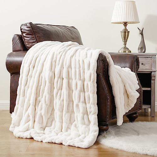 BATTILO HOME Cream Faux Fur Throw Blanket, Double Side Ruched Rabbit Fur Blanket for Couch, Bed, Super Soft Cozy Fuzzy Mink Blanket, 50x60(Ivory)