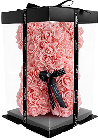 Infinity® Rosenbär Peach 25 cm – Handgefertigter Bär mit Geschenkbox & über 300 duftenden 3D-Rosen – Geschenk für Frauen, Geburtstag oder Jahrestag