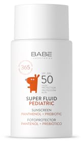 Laboratorios Babé - Fotoprotector Solar Pediátrico Super Fluid SPF 50 | 50 ml| Protección Total UVA-UVB, Luz Azul e ir-A para Niños| Textura Superligera | Resistente al Agua | Testado Pediátricamente