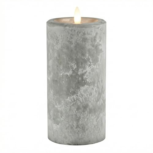 MIJOMA LED-Kerze in edler Marmoroptik mit Realistic Flame Effekt - Authentisches warmweißes Leuchten, 6/18 Timer, batteriebetrieben, für ein gemütlich stilvolles Zuhause (betongrau, Ø7.5 x H15 cm)