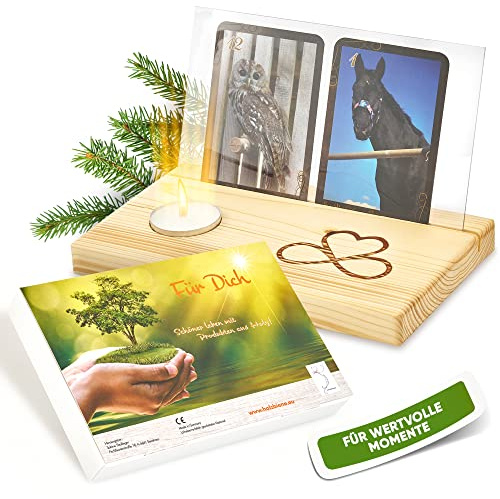 Sabine Thallinger Kartenhalter Holz | Fotohalter, Kartenständer, [HANDGEMACHT] Aus starker Fichte, mit Geschenkverpackung & Kerze (Fi, Für Dich, Baum)